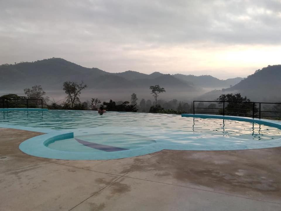 Khunkhao Tamnanprai Resort Суанпхунг Екстер'єр фото